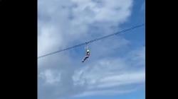 Viral Gadis Tersangkut di Tengah saat Meluncur di Zipline, Berjuang Sendiri Ayunkan Kaki