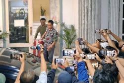 KPK Angkut 2 Koper Besar dari Ruang Kerja Wali Kota Semarang<