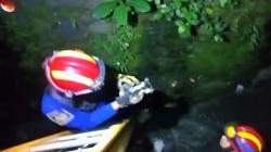 Baik Banget, Damkar Evakuasi Anak Kucing Terjebak di Saluran Drainase Depok