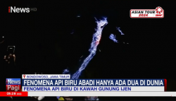Melihat Keindahan Fenomena Api Biru di Kawah Gunung Ijen