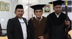 Momen Rhoma Irama Jadi Penguji Ahli di Sidang Mahasiswa S3