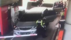 Terekam CCTV, Polisi Tangkap 2 Orang Bawa Sabu 30 Kg di Gerbang Tol Bakauheni Selatan