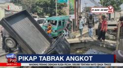 Mobil Pikap di Bandung Masuk Parit usai Tabrak 2 Angkot 