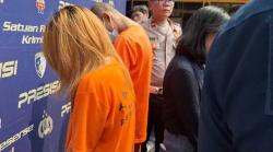 Sejoli di Jakbar Promosi Judi Online sambil Rekam Video Porno, Dibayar Rp1,5 Juta