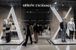 Brand Fashion Karya Desainer Italia Buka Gerai Pertama di Indonesia 