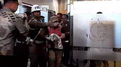 Ujang Iskandar Ditetapkan Tersangka usai Diperiksa Kejagung, Langsung Ditahan