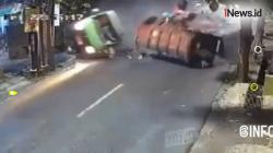 Detik-Detik Truk Sampah Hilang Kendali hingga Terguling di Semarang