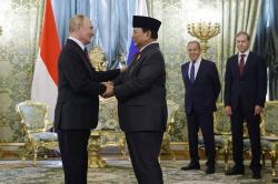 Momen Prabowo Subianto Disambut Presiden Rusia Vladimir Putin