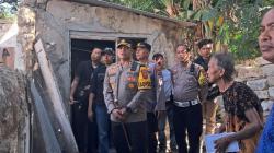 Kisah Pilu Nenek Pensiunan Guru SD di Sampang Tinggal di Gubuk Kumuh, Kaget Didatangi Polisi<