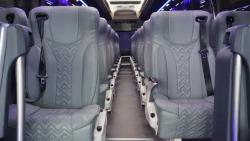 Banyak Penumpang Bus Tak Mau Pakai Seat Belt, Karoseri Laksana Akan Bikin Sabuk seperti di Pesawat