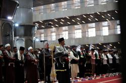 Suasana Sholat Gaib untuk Pemimpin Hamas Ismail Haniyeh di Masjid Istiqlal