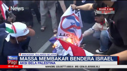 Massa Aksi Bela Palestina Doa Bersama dan Bakar Bendera Israel di Kedubes AS
