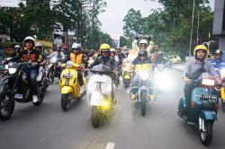 Momen Bakal Calon Wali Kota Tangerang Sachrudin Konvoi Motor Menyapa Warga