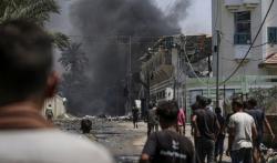 Lagi, Israel Bunuh Pejabat Hamas Bersama Ibunya di Gaza