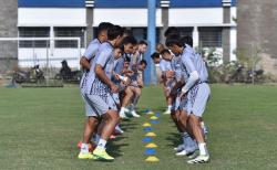 Jadwal dan Link Live Streaming Persib Vs PSBS Biak di Laga Pembuka Liga 1 Malam Ini