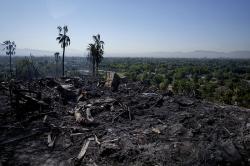 Sisa-Sisa Kebakaran Lahan di California, Permukiman Ludes Dilalap Api