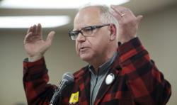 Ngaku-Ngaku Punya Pangkat Serma, Cawapres AS Tim Walz Kena Rujak Mantan Komandan