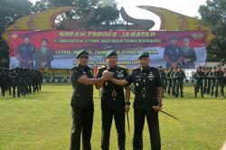Komandan Yonif 400/Banteng Raiders Beralih Tongkat Komando