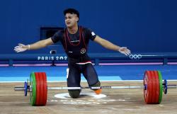 Ini Detik-Detik Rizki Juniansyah Raih Medali Emas dan Pecahkan Rekor di Olimpiade Paris 2024