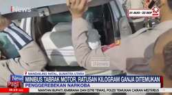 Minibus Tabrak Pengendara Motor, Bawa Ganja Ratusan Kilogram di Mandailing Natal 