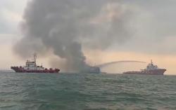 KM Kirana 1 Terbakar di Kawasan Pelabuhan Tanjung Emas Semarang