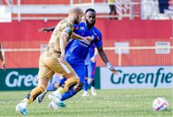 Arema FC Minta ke Pengelola Stadion Soepriadi Blitar Perbaiki Kualitas Lapangan