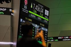 424 Saham Menguat, IHSG Hari Ini Ditutup Melesat ke 8.274