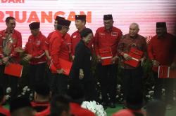 PDI Perjuangan Umumkan 305 Bakal Calon Kepala Daerah Maju pada Pilkada 2024