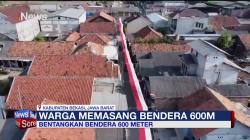 Warga di Bekasi Bentangkan Bendera Merah Putih Sepanjang 600 Meter