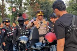 Mabuk Miras, Puluhan Suporter PSIS Semarang Diamankan Polisi di Manahan Solo<