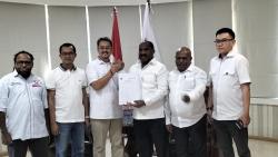 Partai Perindo Resmi Dukung Willem Wandik-Aloysius Giyai di Pilgub Papua Tengah