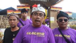 Kader Partai Perindo Berbaur dengan Warga Karangasem saat Upacara Pitra Yadnya