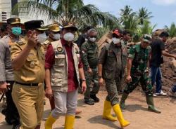 Menko PMK Minta Lokasi Banjir Bandang di Ternate yang Tewaskan 18 Orang Dikosongkan<