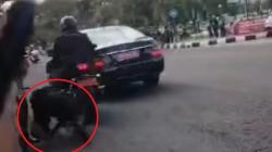 Viral Detik-Detik Paspampres Tersungkur Lompat dari Motor saat Kawal Jokowi di Ciamis<