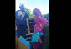 Mobil Pikap Angkut 18 Orang Masuk Jurang 50 Meter di Mamuju, 1 Tewas Belasan Luka