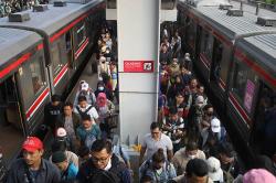 Tiket KRL Jabodetabek Berbasis NIK Diterapkan Tahun 2025