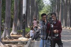 Potret Konten Kreator Mengais Cuan Lewat Saweran Live TikTok dari Pinggir BKT