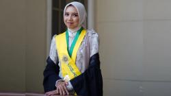 Hebat! Naura Hidayat Lulus Cumlaude Kedokteran UGM, Raih IPK Tertinggi<