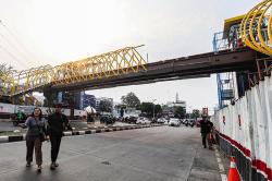 Proyek Baru, 4 JPO di Jakarta Bantu Pejalan Kaki Menyeberang Jalan