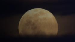 Contoh Teks Eksplanasi Gerhana Bulan: Proses dan Fenomena Alam<