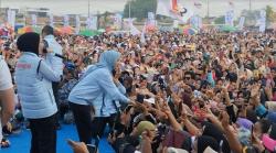 Ratu Zakiyah-Najib Hamas Gelar Senam Bahagia bak Konser Musik di Kragilan<