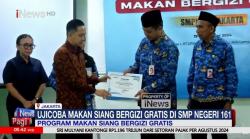 Uji Coba Makan Siang Gratis di SMP Negeri 161 Jakarta