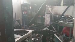 Kebakaran Hebat Landa Area Pertokoan di Kuningan, 4 Ruko Hangus <