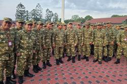 Gaya Presiden Prabowo dan Para Menteri Bak Tentara Latihan Baris-berbaris