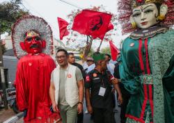 Jokowi Dukung Ridwan Kamil-Suswono Lewat Deklarasi Projo
