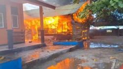 SDN di Halmahera Selatan Kebakaran, Siswa Panik Berhamburan Selamatkan Diri<