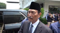 Luhut Usul ITB jadi Zona Ekonomi Khusus Industri Semikonduktor