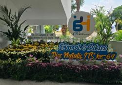 Semarakkan Dies Natalis ke-64 ITS, PP IKA ITS Inisiasi Karangan Bibit Tanaman<