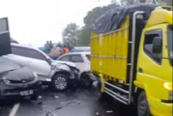 Kecelakaan Beruntun di Tol Purbaleunyi, Diduga Truk Rem Blong <