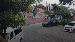 2 Truk Tabrakan di Magelang Terekam CCTV, Diduga Sopir Mengantuk